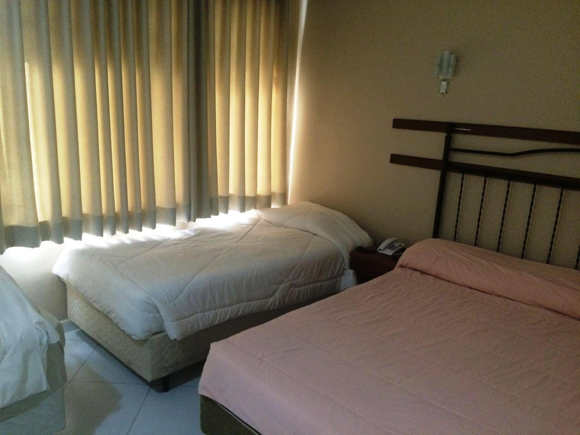 Hotel Novo Biarritz Copacabana Rio de Janeiro Esterno foto